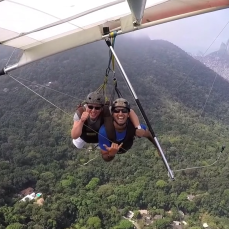 Hang Gliding in Rio de Janeiro with José Carlos